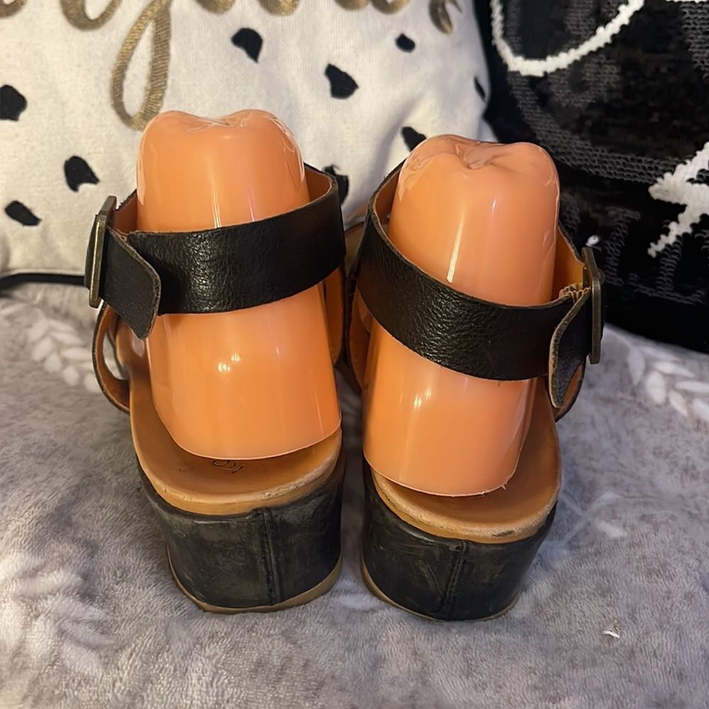 Kork ease black leather strap sandals wedge sz 11 - Picture 7 of 10
